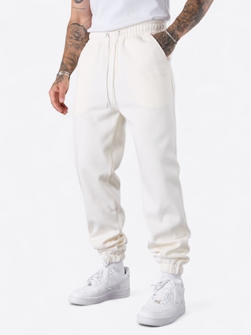 ESTEEM Tapered Trousers 'Essential' in White: front