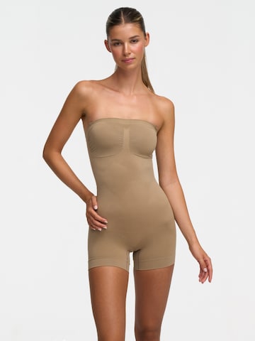 cfab (formerly creamy fabrics) Shapingbody 'Trägerloser Bodysuit Sculpting Shapewear mit Shorts'‌‌‌‌‌‌ in Beige