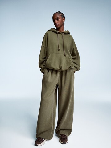 Sweat-shirt Bershka en vert