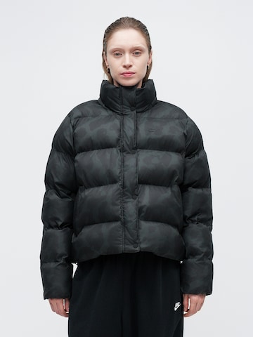 Nike Sportswear Téli dzseki - fekete: elől