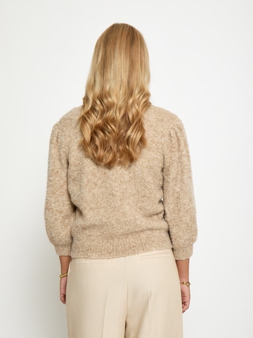 Sweat-shirt 'Jennie' minus en beige