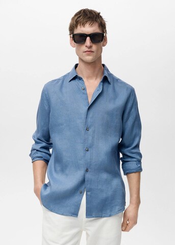 MANGO MAN Regular Fit Hemd 'Parrot' in Blau: Vorderseite