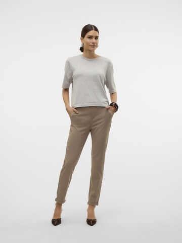 Slimfit Pantaloni di VERO MODA in beige