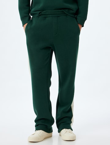 Koton Regular Broek in Groen: voorkant