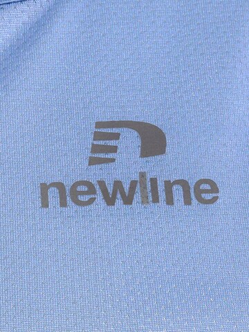 T-shirt fonctionnel Newline en bleu