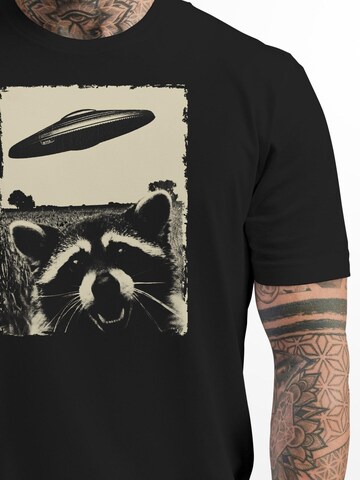 Neverless Shirt 'Ufo Waschbär' in Black