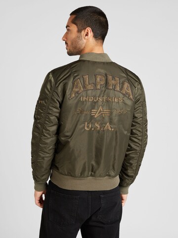 ALPHA INDUSTRIES Преходно яке в зелено: отпред