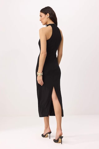 Trendyol - Vestido en negro