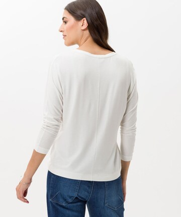 BRAX Shirt 'Charlene' in Wit: terug