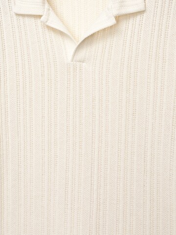 Pull&Bear Shirt in White
