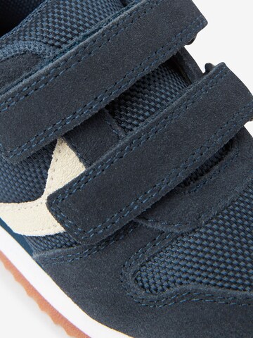 Next Sneaker in Blau