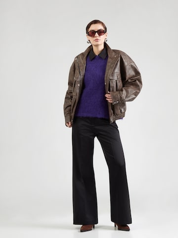 Pull-over & Other Stories en violet