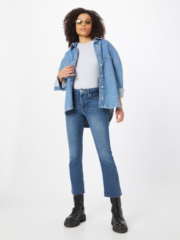 FRAME Bootcut Jeans in Blauw