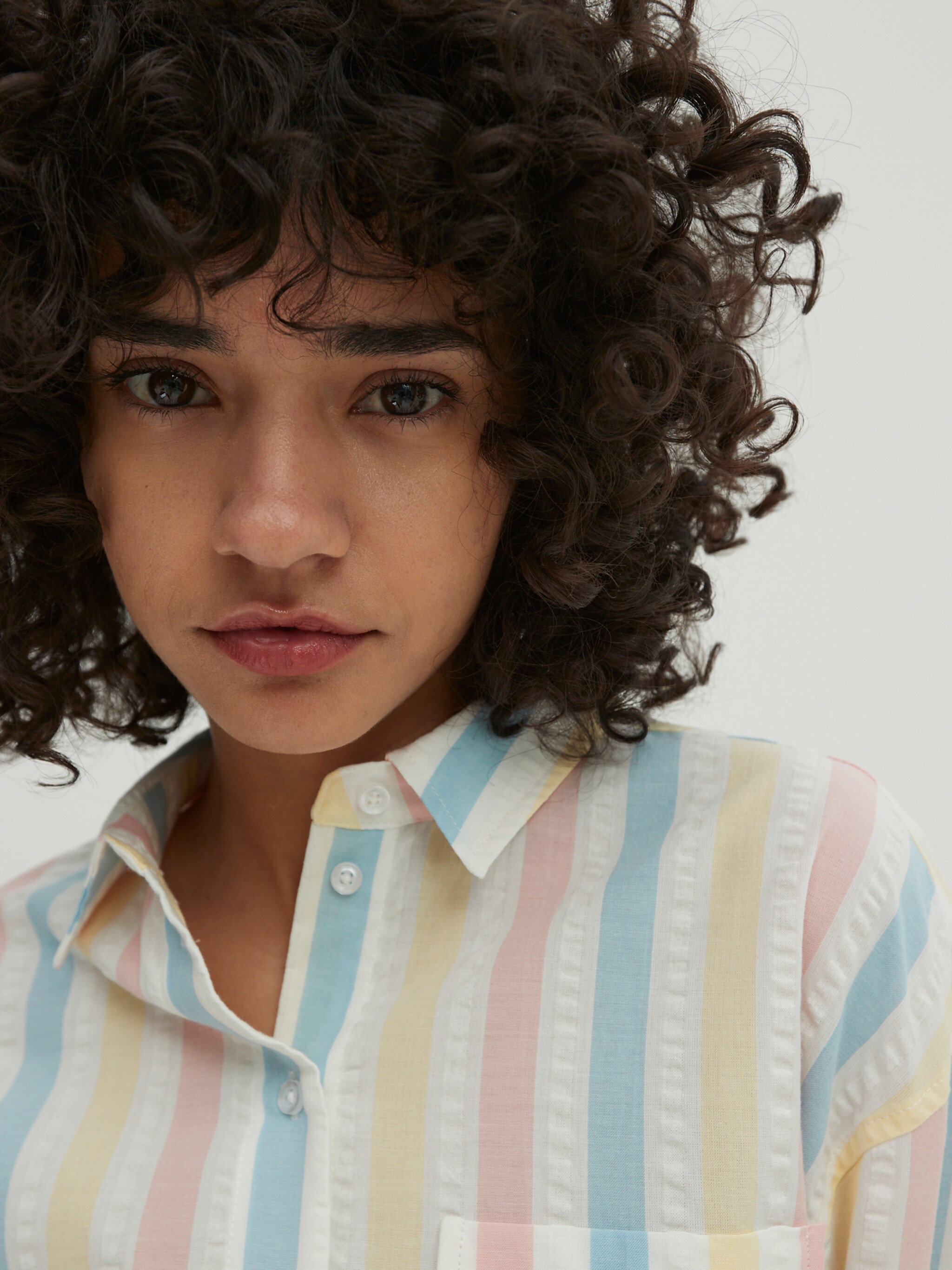 EDITED Produkte Bluse 'Gianna' hellblau