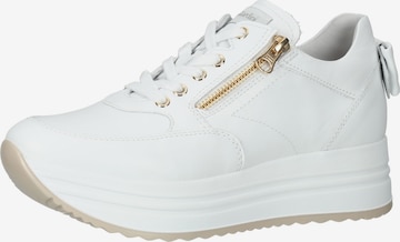 Baskets basses Nero Giardini en blanc : devant