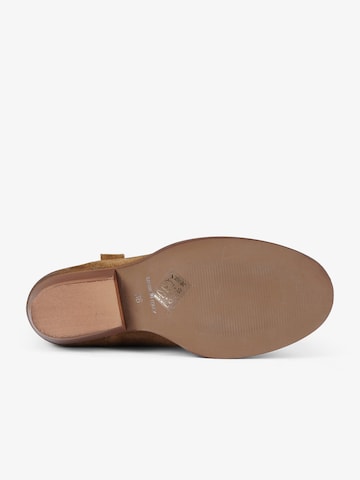 GISEL MOIRE - Botas pelo tornozelo em castanho