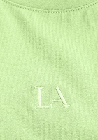 LASCANA Футболка в Зеленый