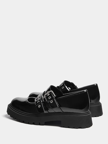 Pull&Bear Loafer värissä musta