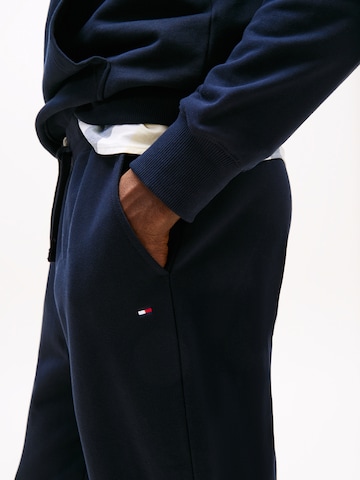 TOMMY HILFIGER Tapered Broek 'ESSENTIAL' in Blauw