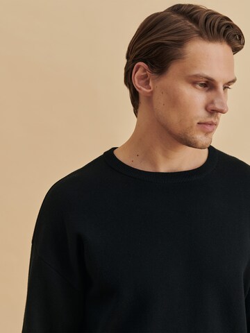 DAN FOX APPAREL Pullover  'Sascha' in Schwarz