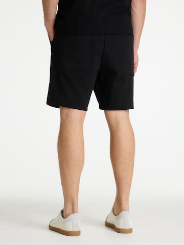 CHASIN' Regular Broek 'Stavo.S Scuba' in Zwart