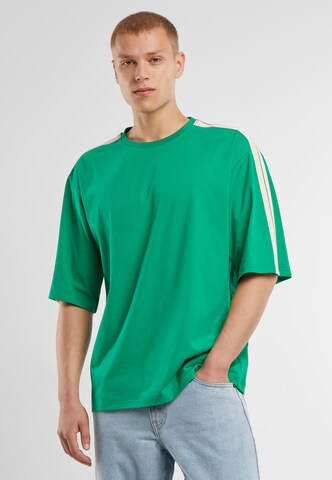 T-Shirt Urban Classics en vert