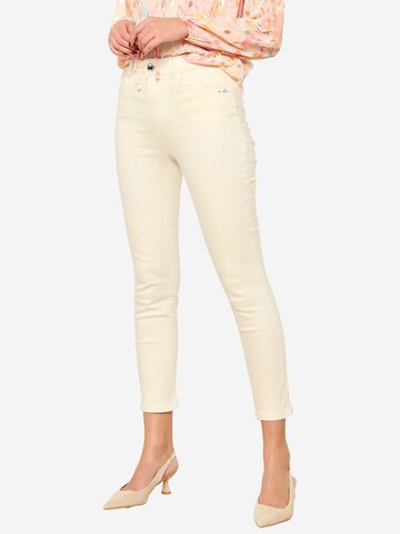 Coupe slim Pantalon LolaLiza en blanc