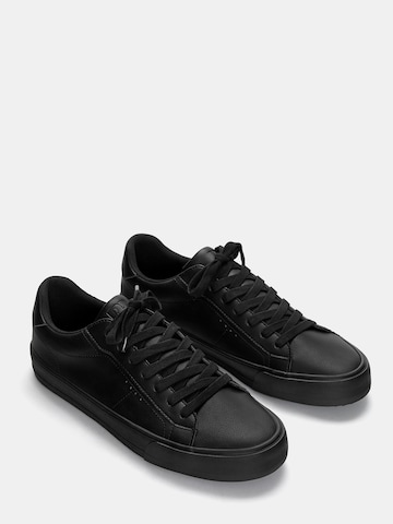 Baskets basses Pull&Bear en noir