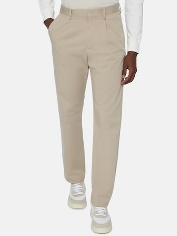 Boggi Milano Slim fit Pleat-Front Pants in Beige: front