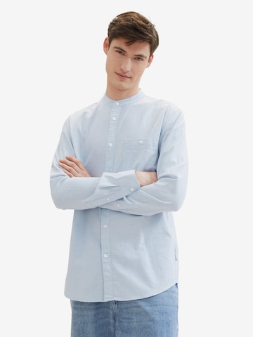 Coupe regular Chemise TOM TAILOR DENIM en bleu : devant