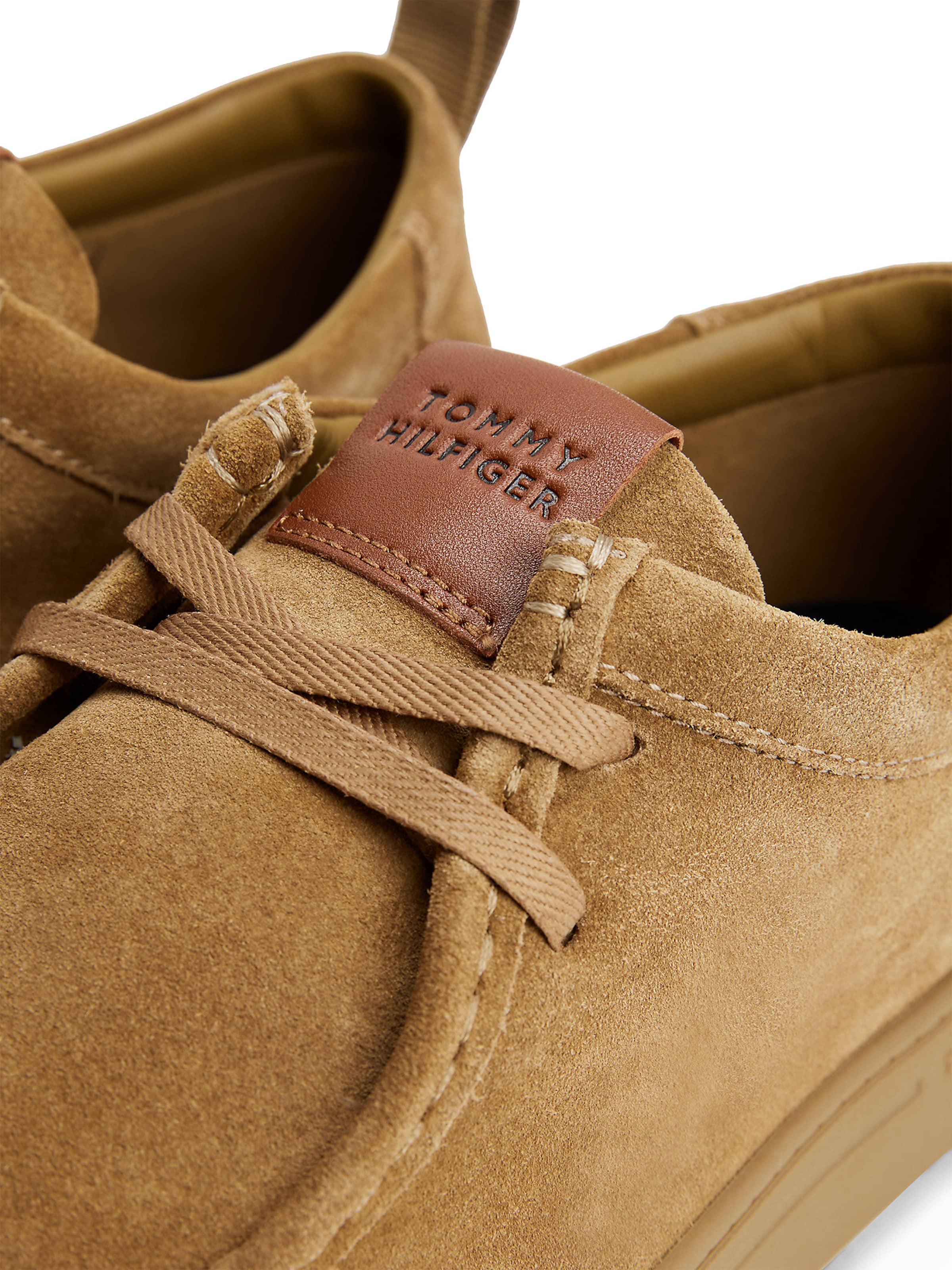 TOMMY HILFIGER Δετό παπούτσι σε καφέ