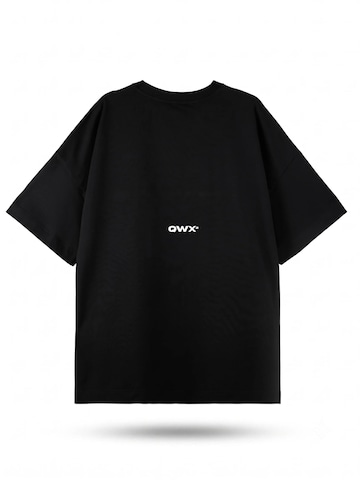 QWX2 - Camiseta 'GOD'S ARCHITECTURE' en negro