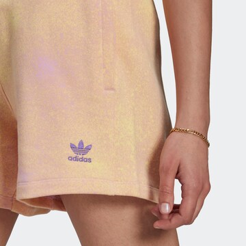 ADIDAS ORIGINALS Обычный Штаны 'Allover Print Loose' в Оранжевый