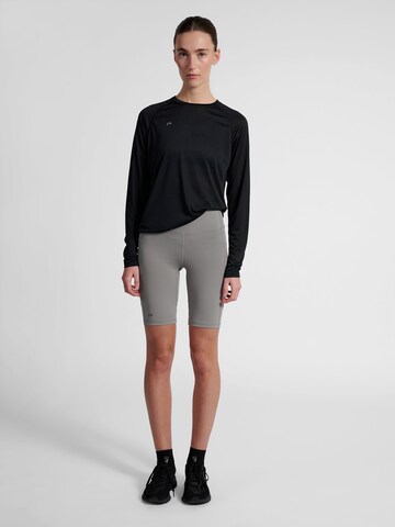 Coupe slim Pantalon de sport 'Race' Newline en gris