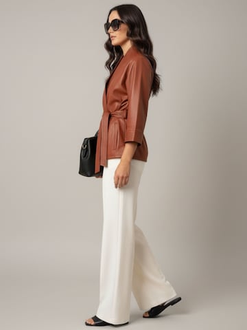 WEARABLE STORIES - Blazer 'Kimono' en marrón