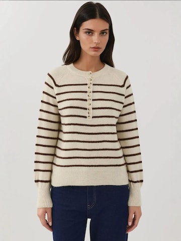 Hiccup Trui in Beige: voorkant