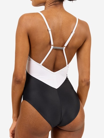 Horizon Athletic - Triangular Fato de banho desportivo 'Timor One Piece Luna' em preto