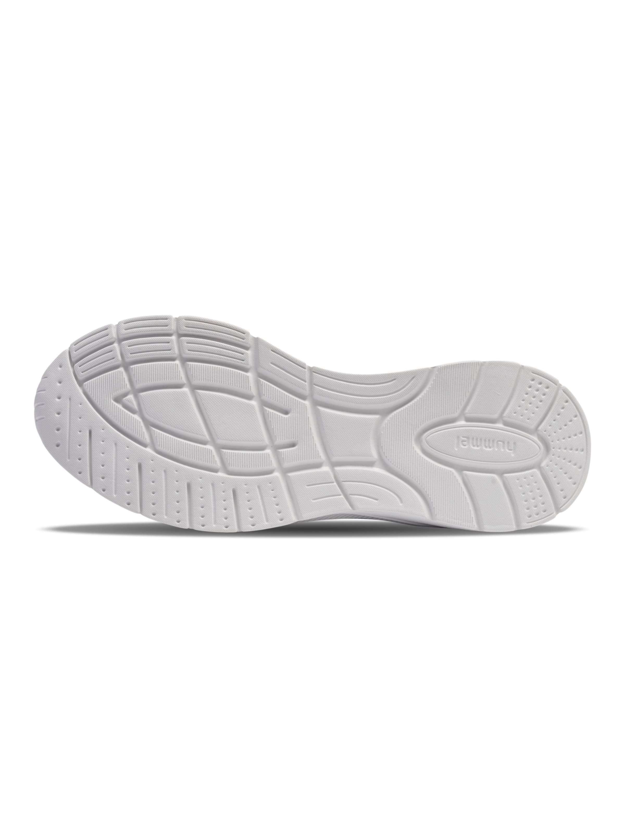 Hummel Sports shoe 'Reach Tr Breather 2.0' in White