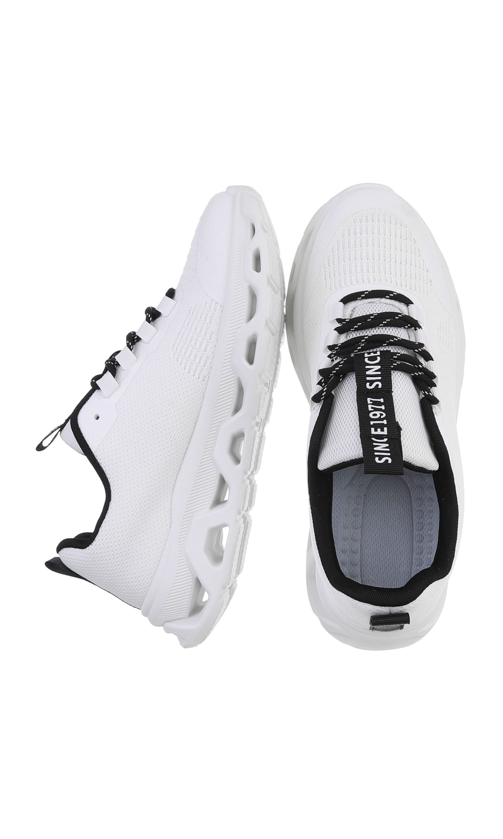 CoolWalk Sneakers in White