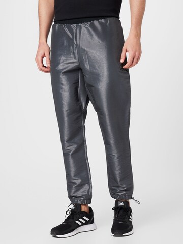 ADIDAS PERFORMANCE Tapered Sportbroek 'Harden Travel' in Grijs: voorkant