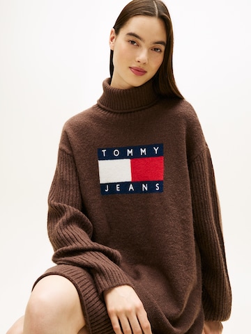 Tommy Jeans Gebreide jurk in Bruin