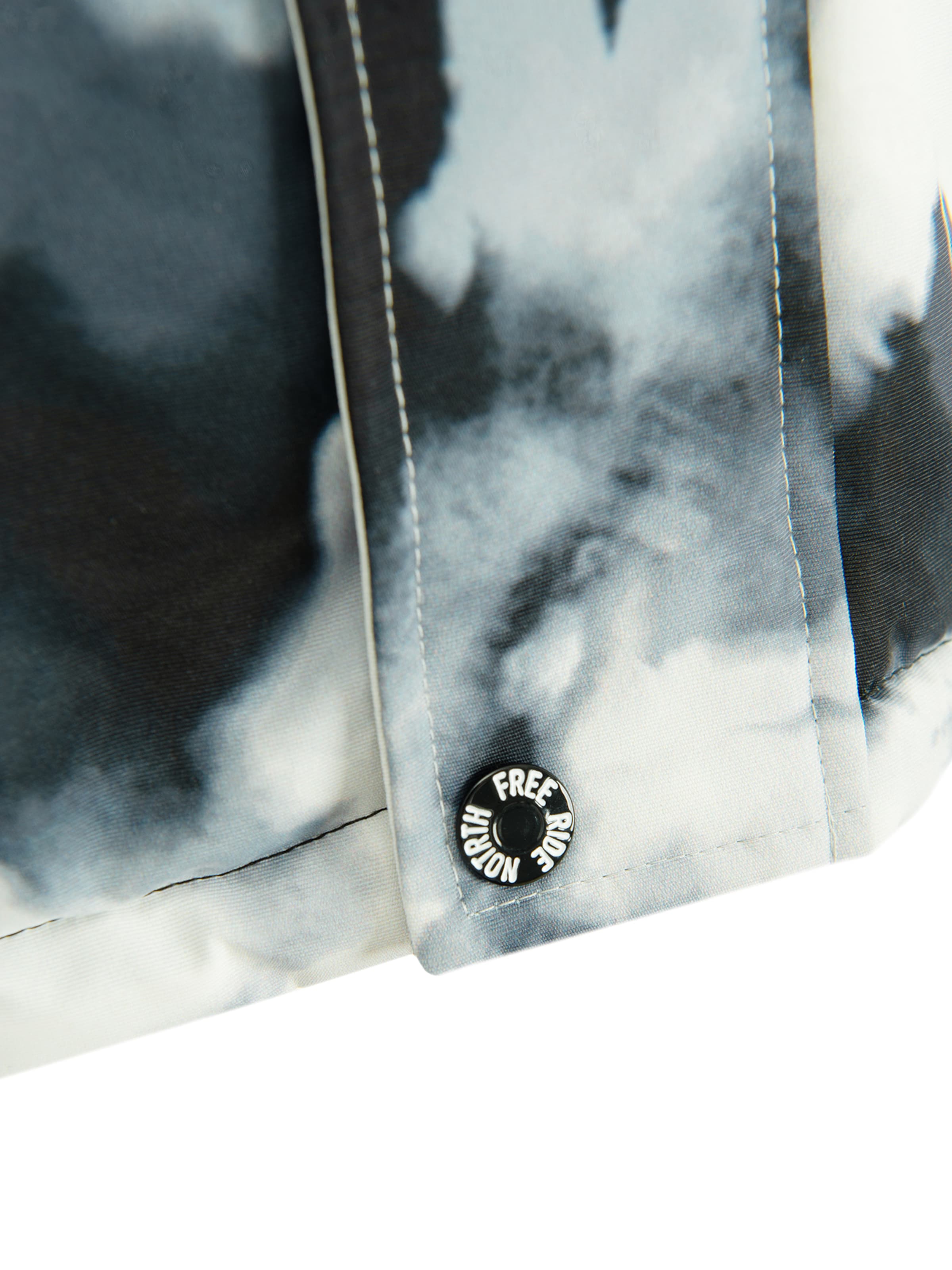 Geacă funcțională de la Cool Club pe negru