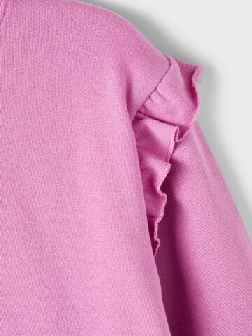 NAME IT - Sweatshirt 'Oksus' em rosa