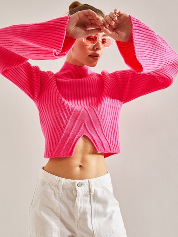 Pullover di Bianco Lucci in rosa