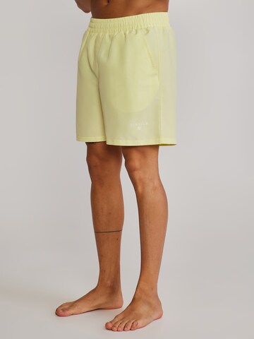 SikSilk Badeshorts in Gelb