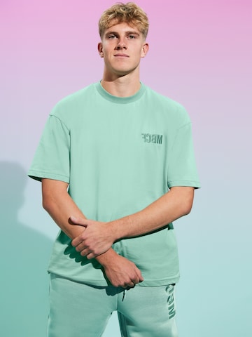 FCBM T-Shirt 'Vince' in Grün