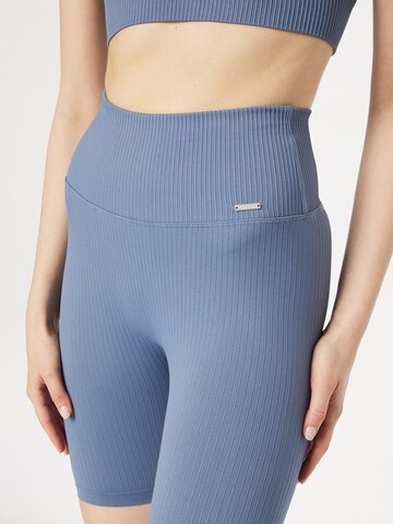 Skinny Pantaloni sportivi di aim'n in blu