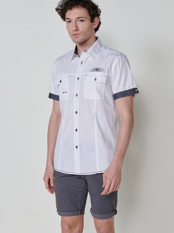 Regular fit Camicia di KOROSHI in bianco