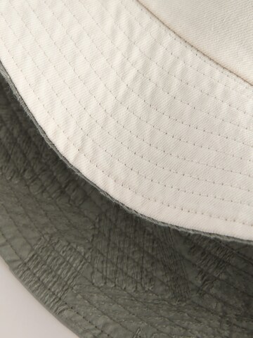 Chapeaux Next en beige
