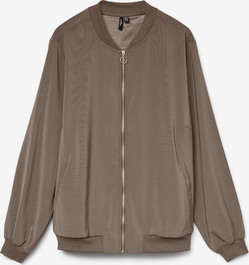 Vero Moda Curve Jacke in Braun: Vorderseite